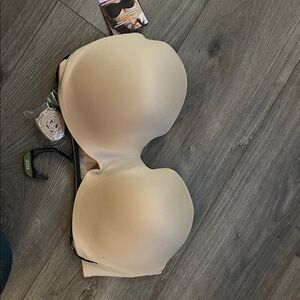 Maidenform Beige Strapless Bra
